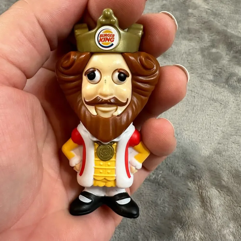 Burger King Junior King Kid's Meal Toy - Feisty Pets - The King - 2019